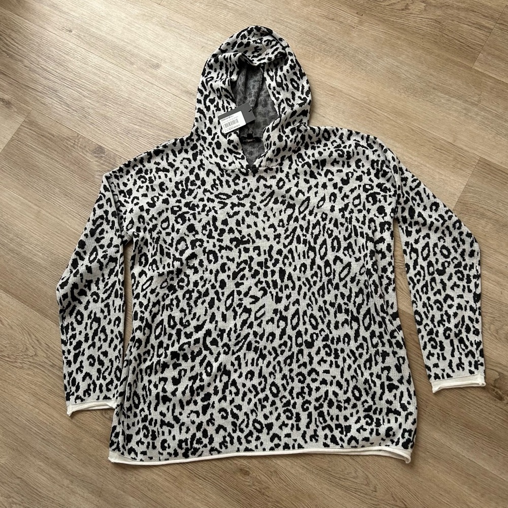 FATE NWT Leopard Print Hooded Sweater Womens size M